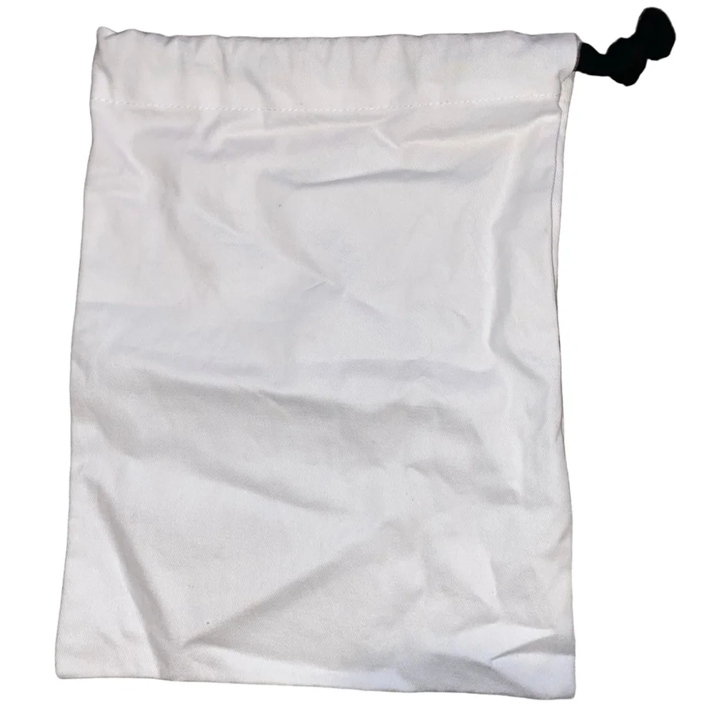 Women's Veronica Beard Dust Bag One Size White Black